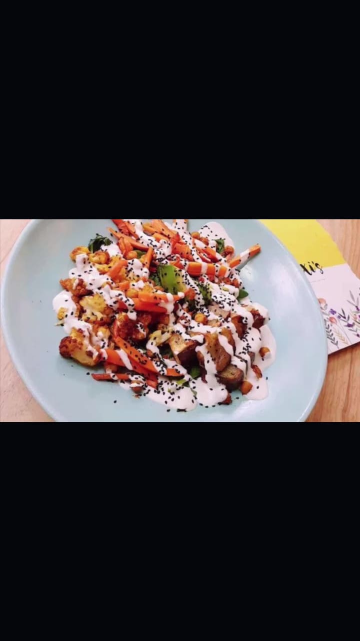 Video review of Lexi’s healthy eatery