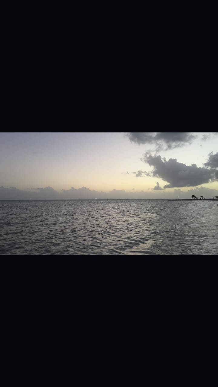 Video review of Sombrero Beach