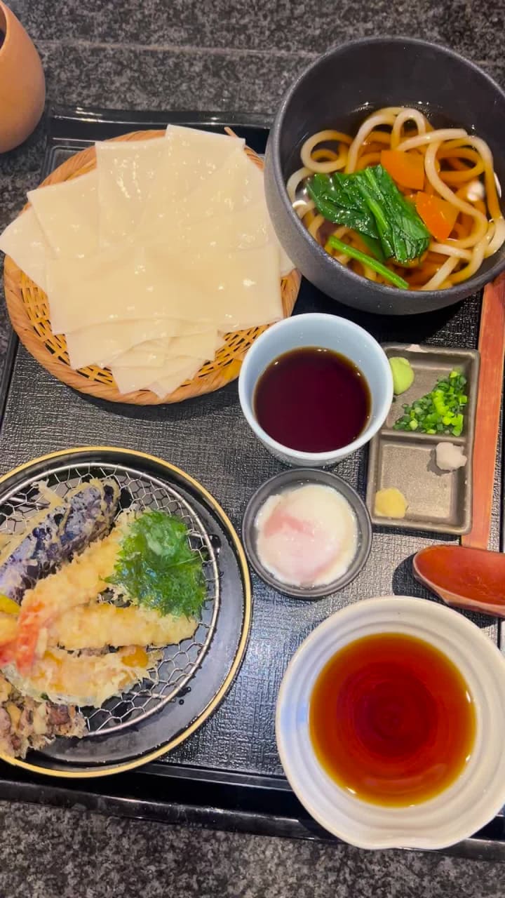 Godaime Hanayama Udon (五代目 花山うどん)