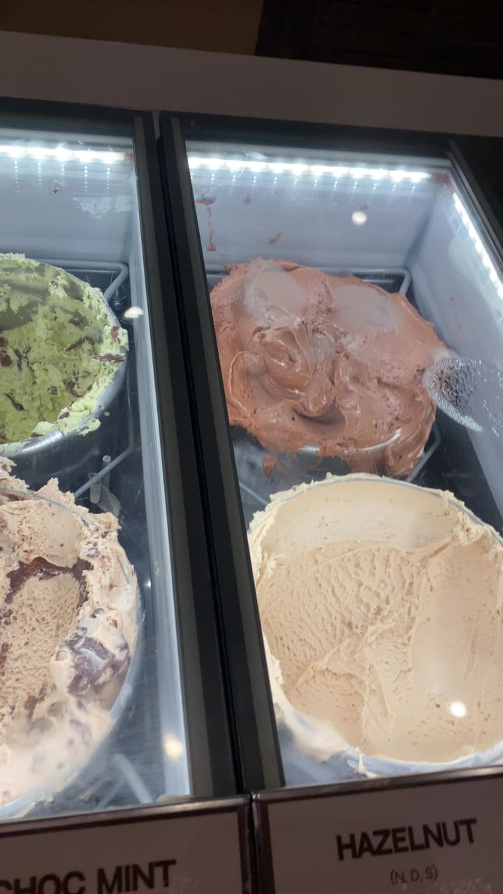 Video review of Gelato Messina