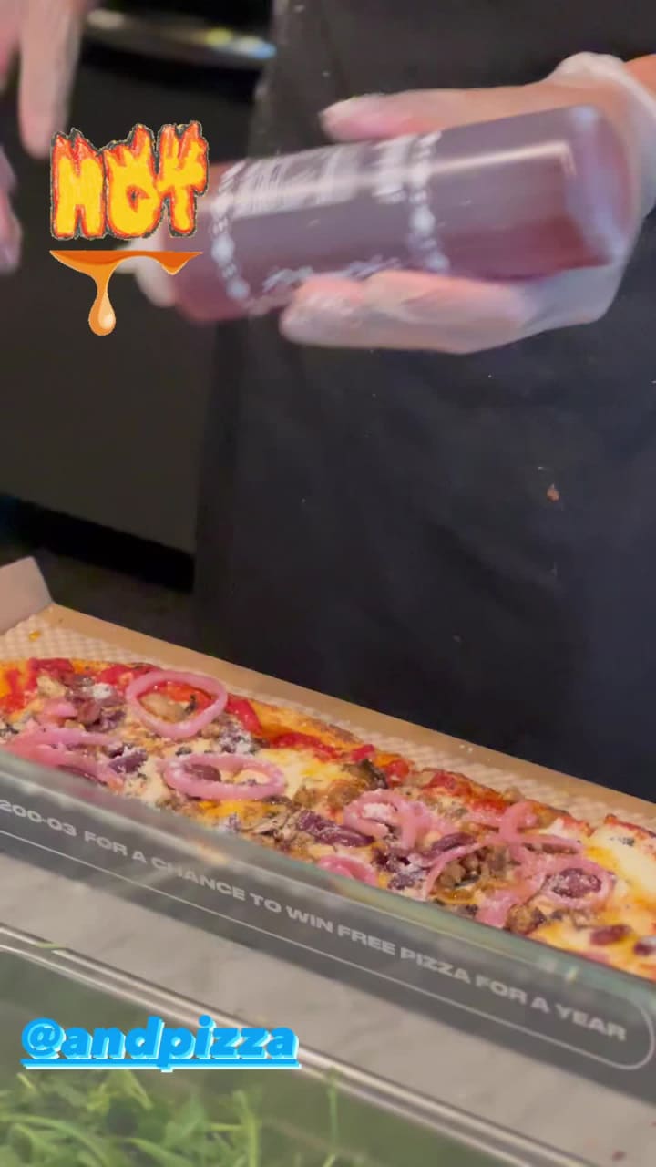 Video review of Pizza