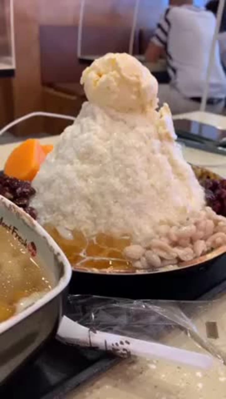 Video review of Meet Fresh 鲜芋仙