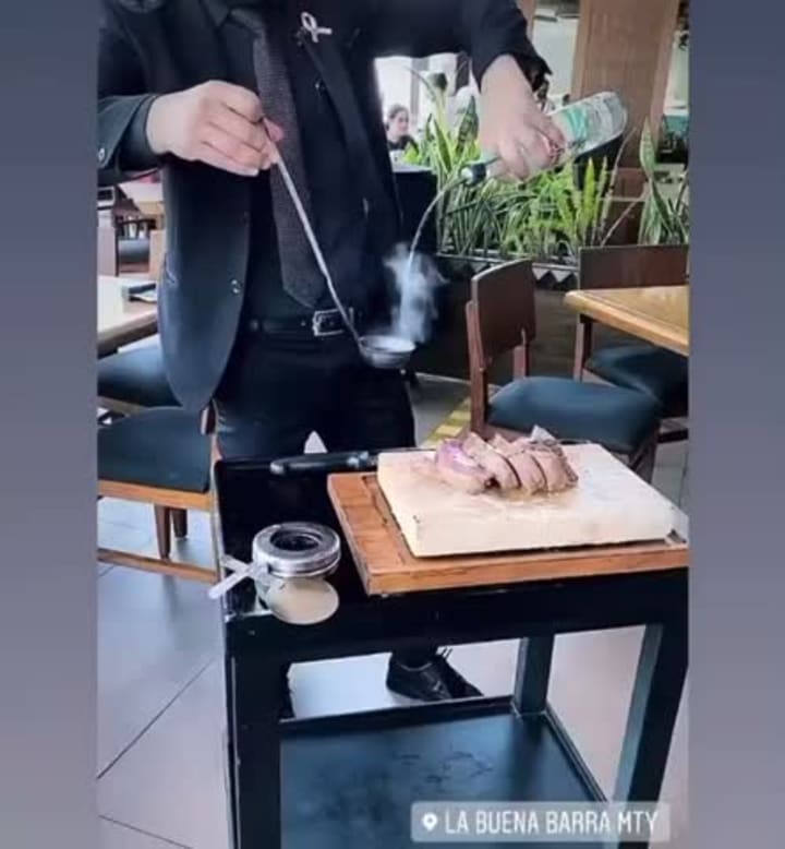 Video review of La Buena Barra