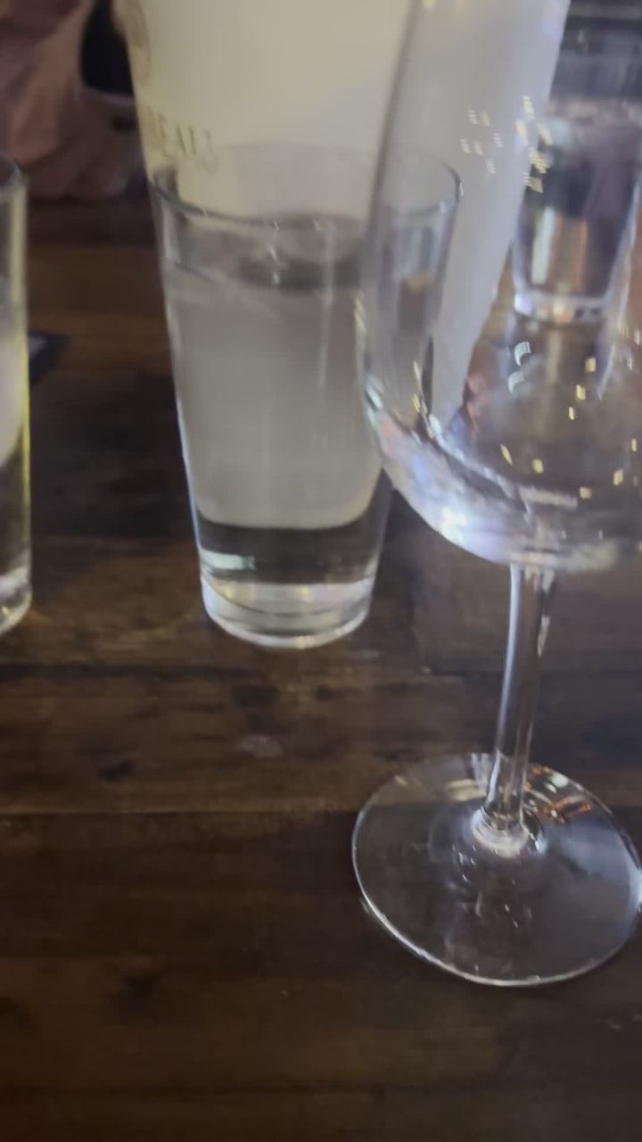 Video review of Gideon Welles Craft Beer Bar and Kitchen