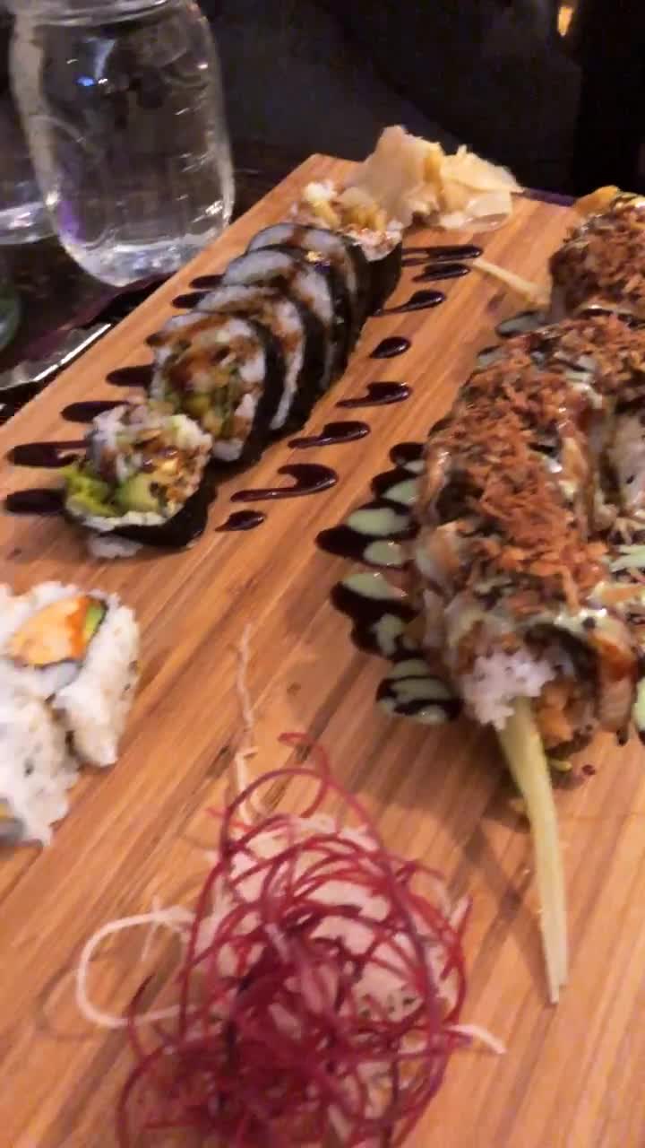 Tanuki Sushi & Grill