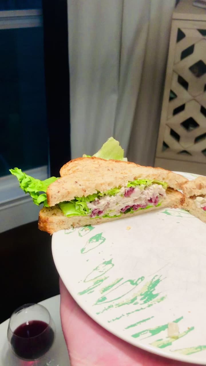 Video review of H-E-B plus!