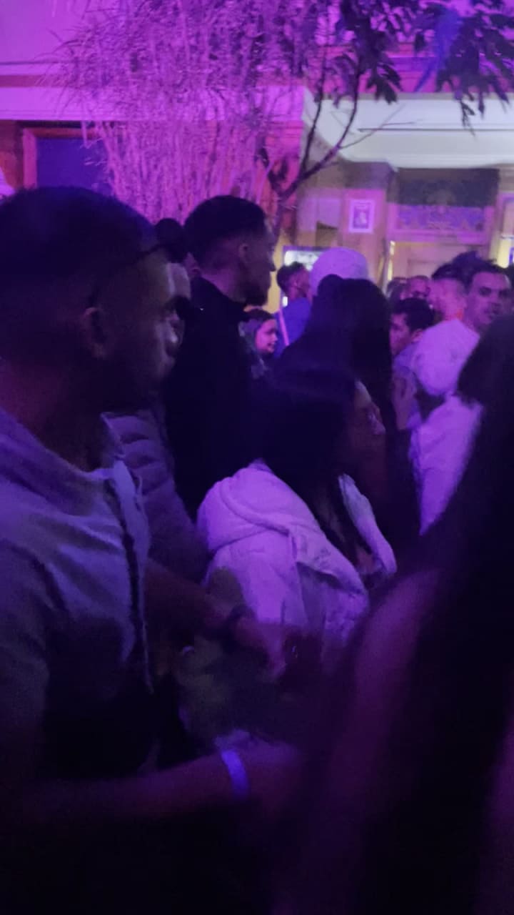 Botanik Social House