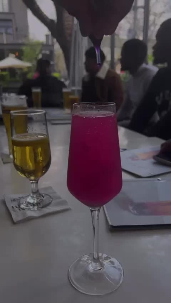 News Cafe - Rosebank