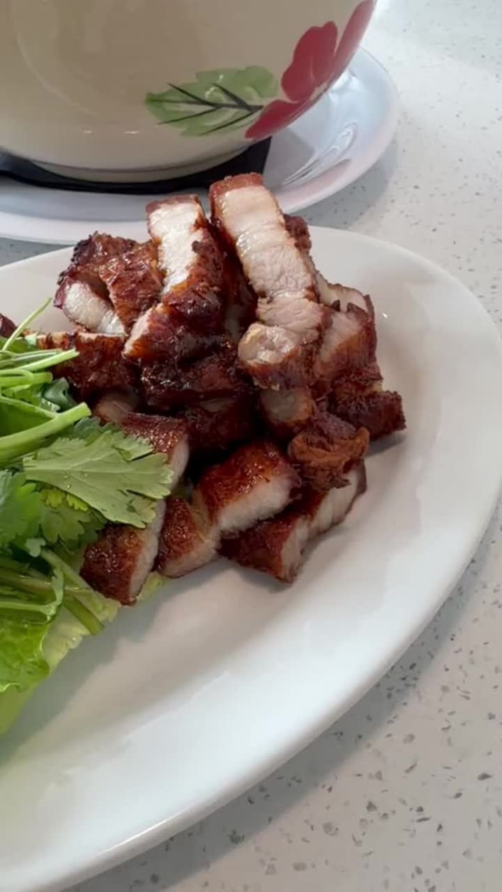 Mun Gai Thai Street Food