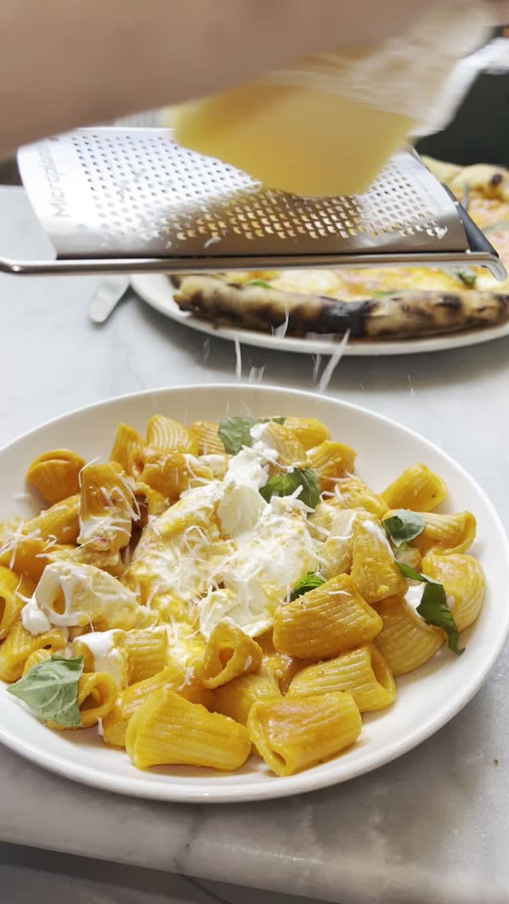 La Pecora Bianca Bryant Park