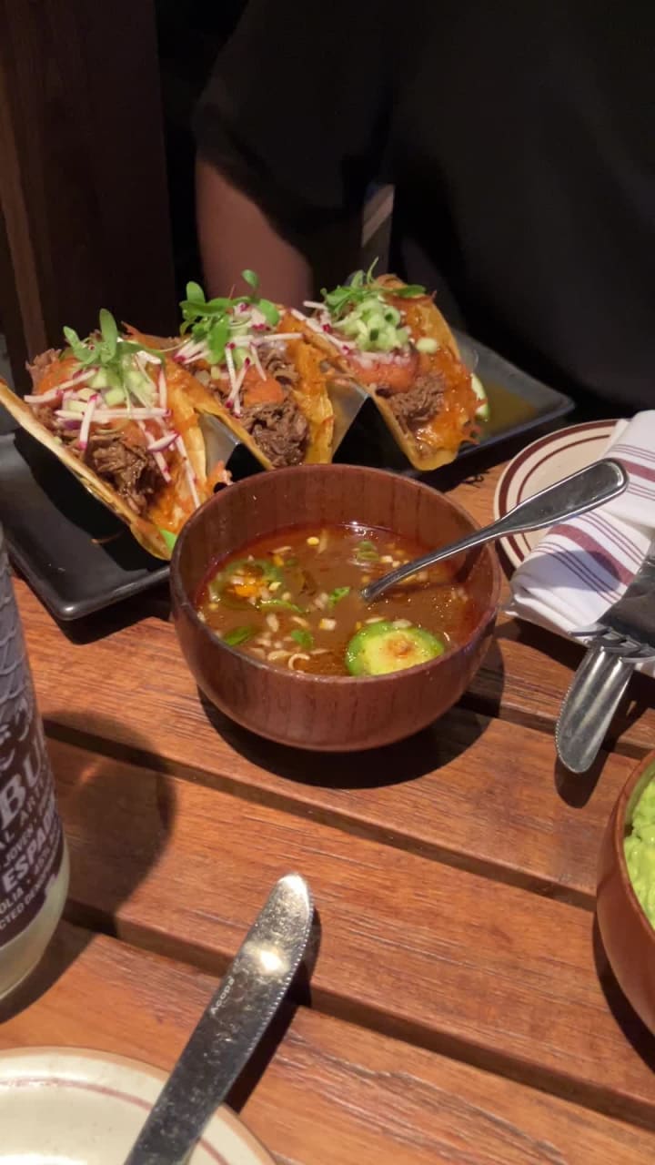 Video review of Añejo