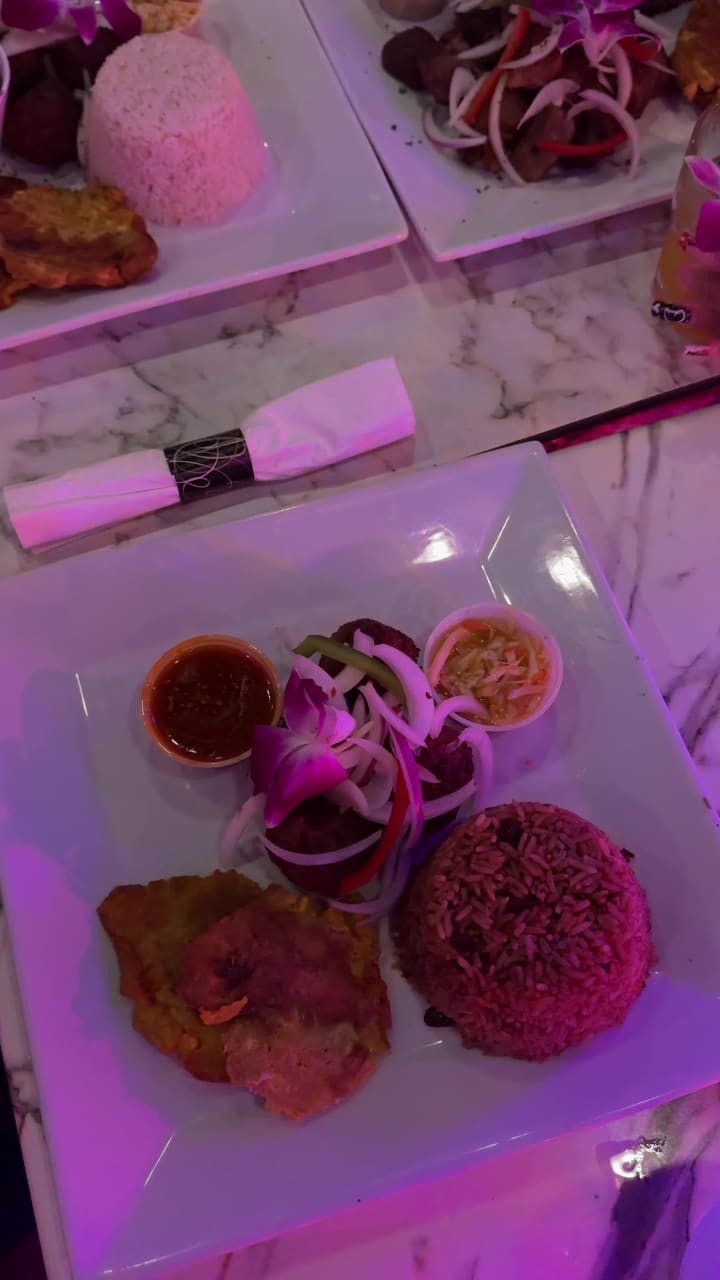 Pearl of the Island Cuisine & Lounge