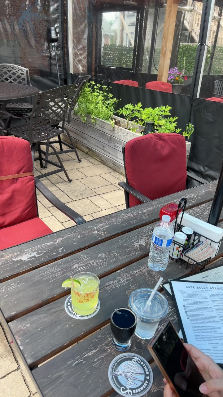 Sage Alley Brewery & Grille