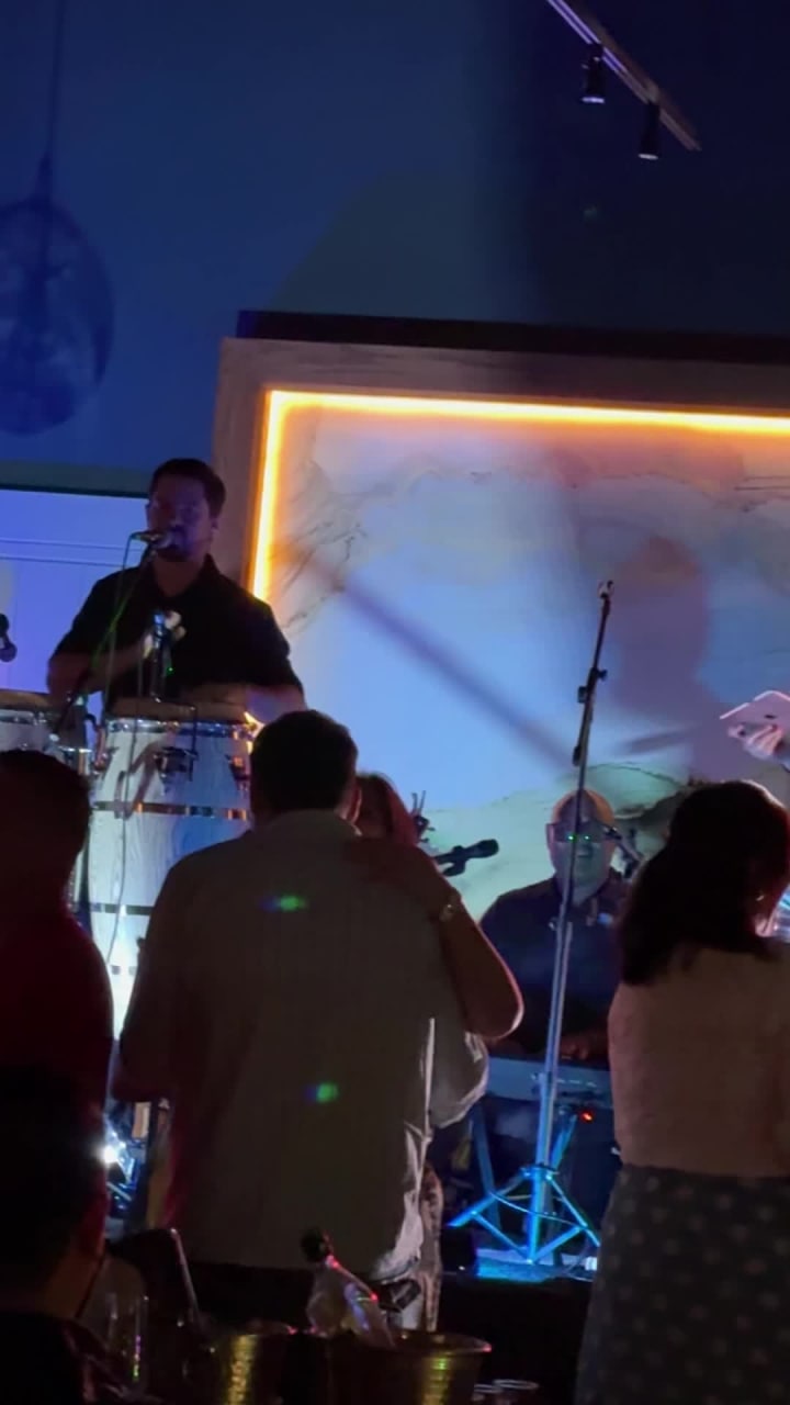 The Blue Dog Cookhouse and Bar