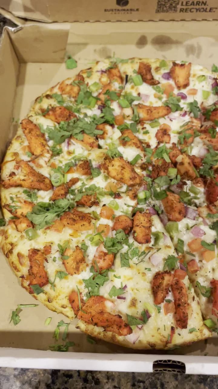 Tandoori Pizza