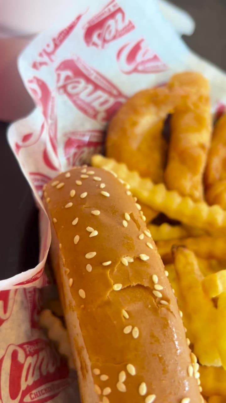 Raising Cane's Chicken Fingers