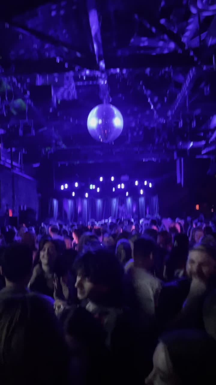 Video review of Brooklyn Bowl