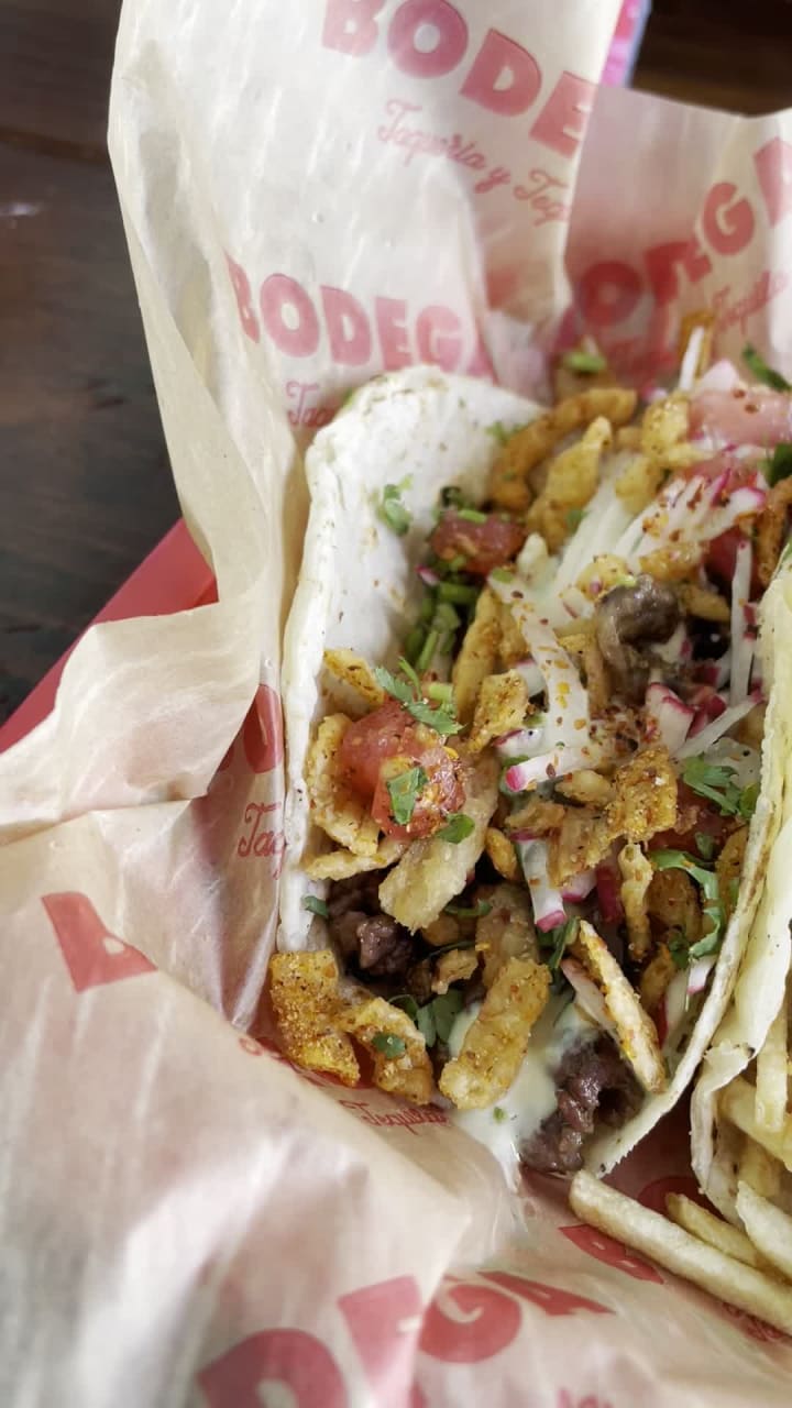 Video review of Bodega Taqueria y Tequila South Beach