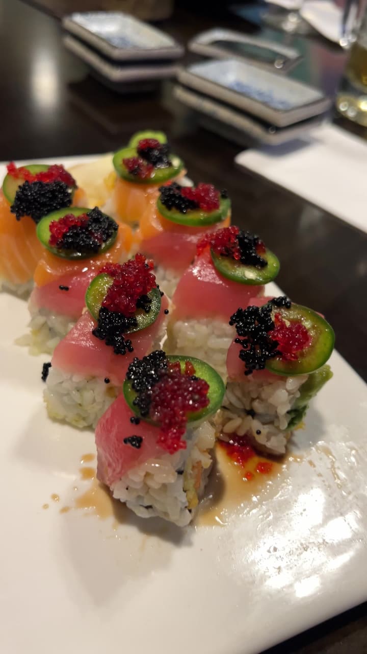 Salmon sushi