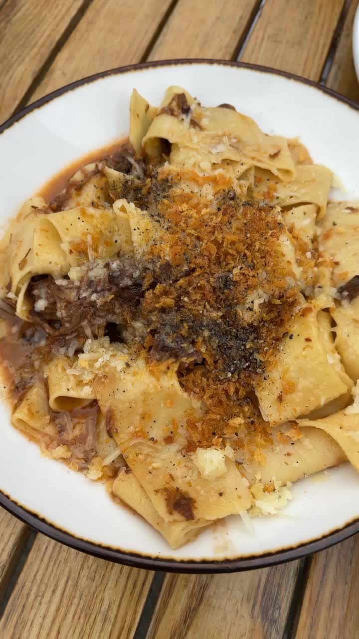 Video review of Gumba