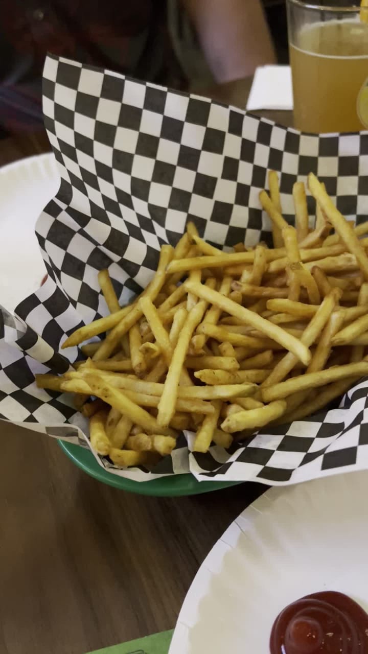 Video review of J. Dolans