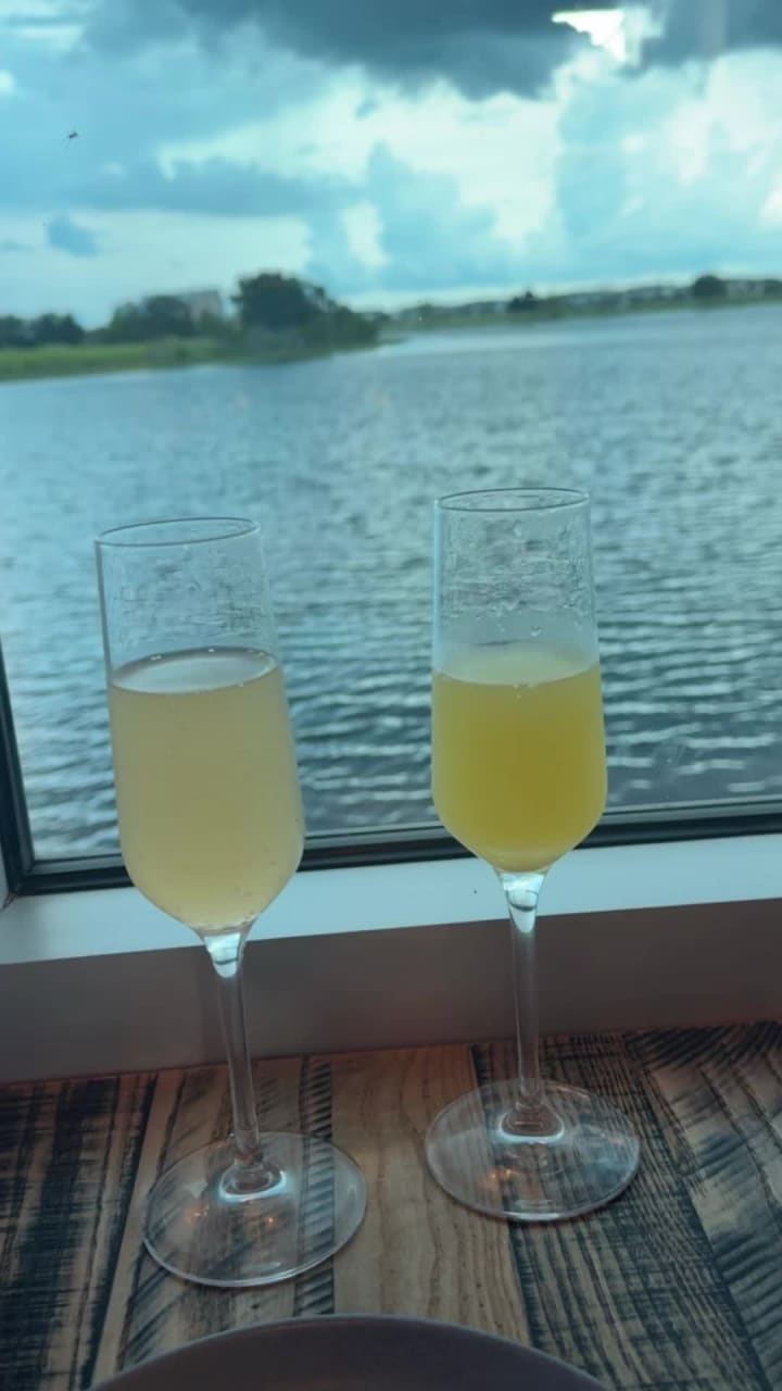 Video review of Canvas Restaurant & Market