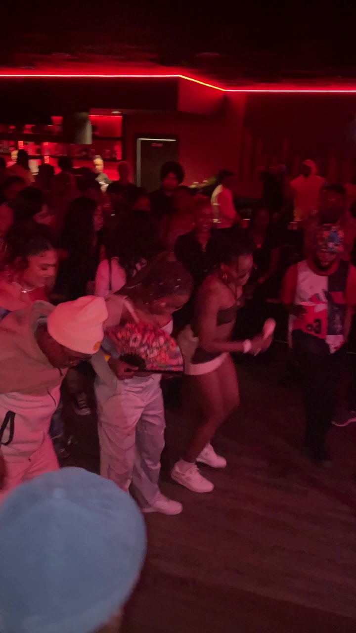 Vansuya Restaurant and Lounge