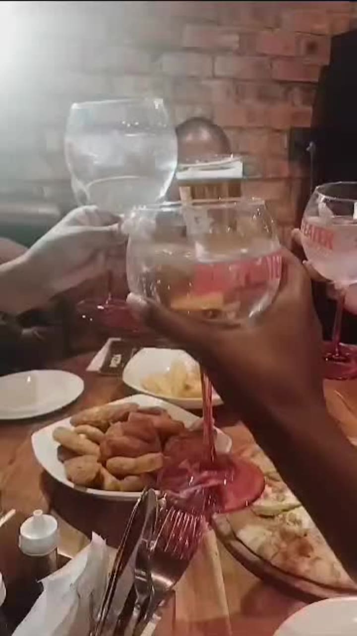 Chicago Lounge And Bar