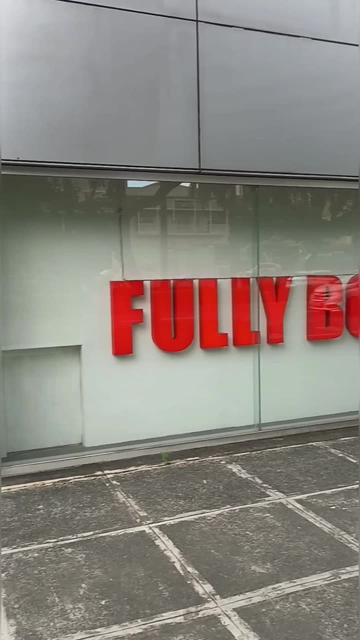 Video review of Fully Booked
