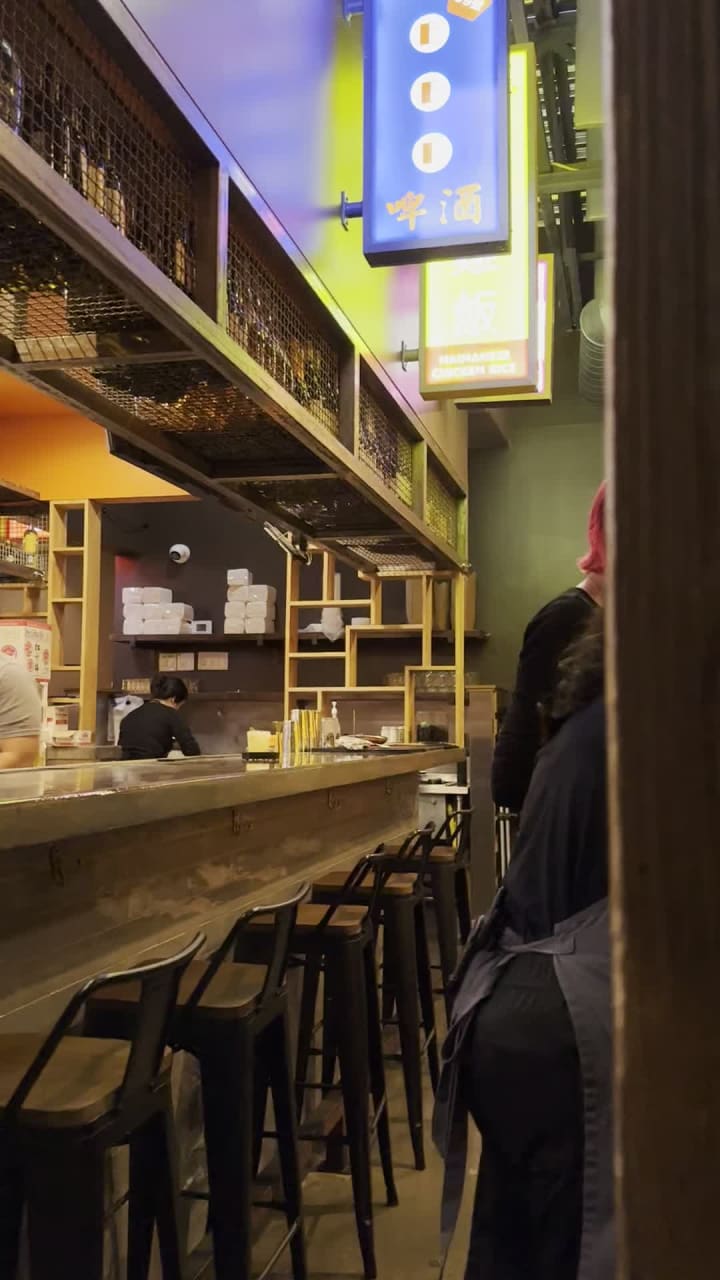 Video review of Phat Eatery