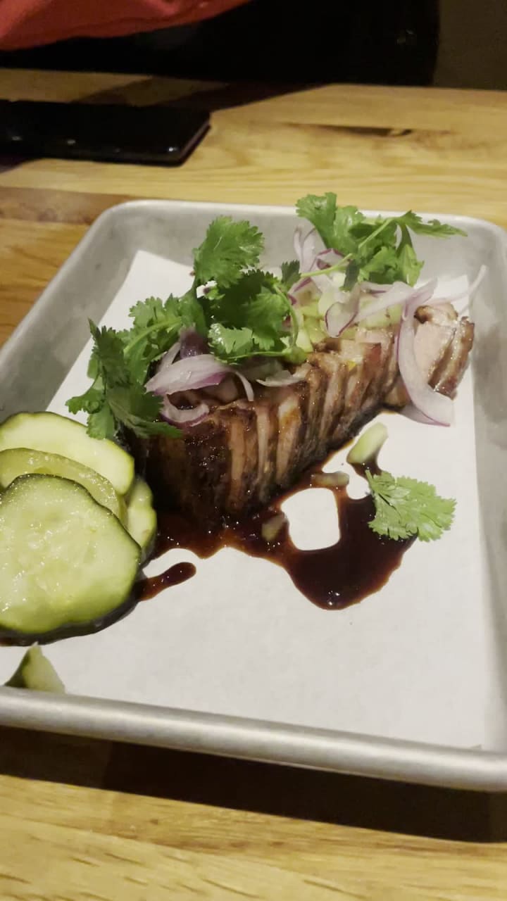 Video review of Loro Asian Smokehouse & Bar