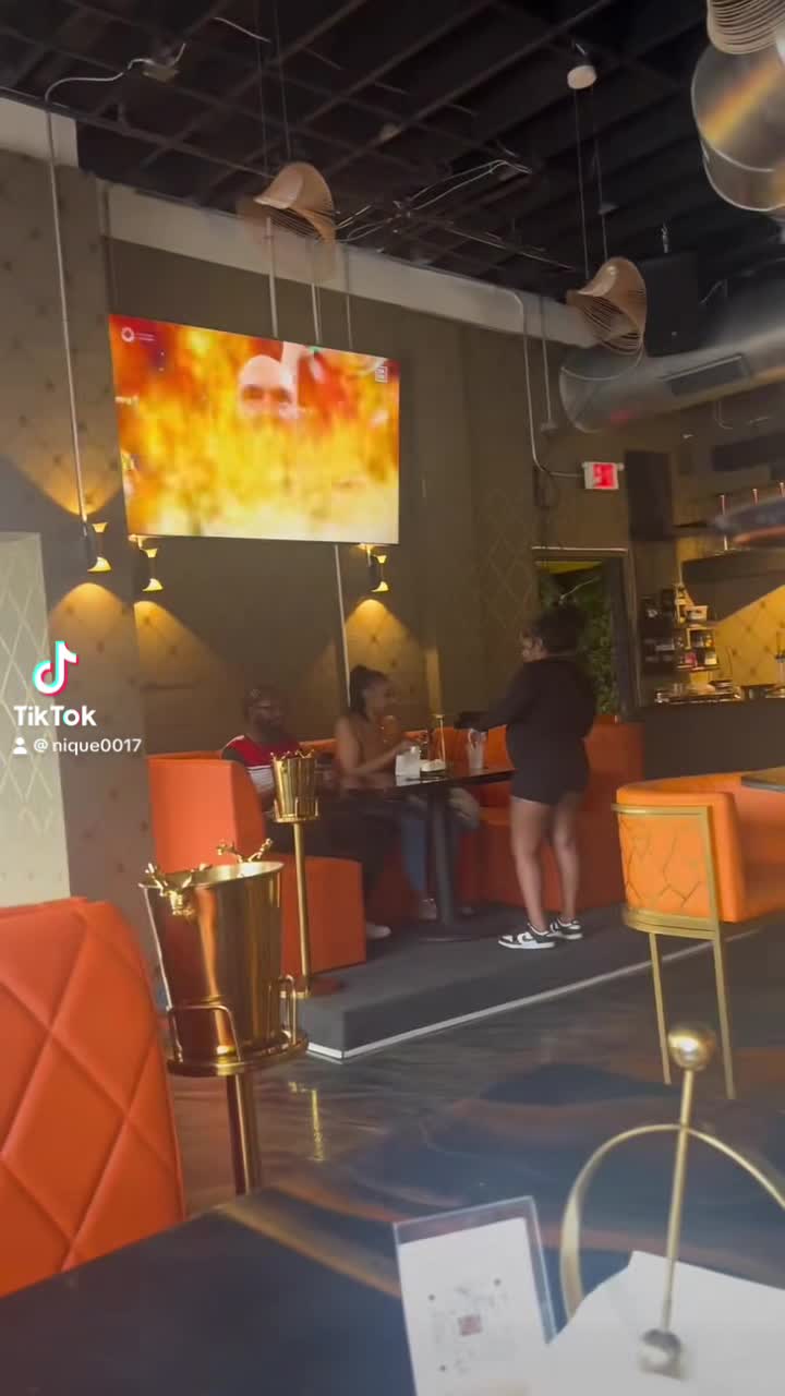 Capitaine Bar & Grill