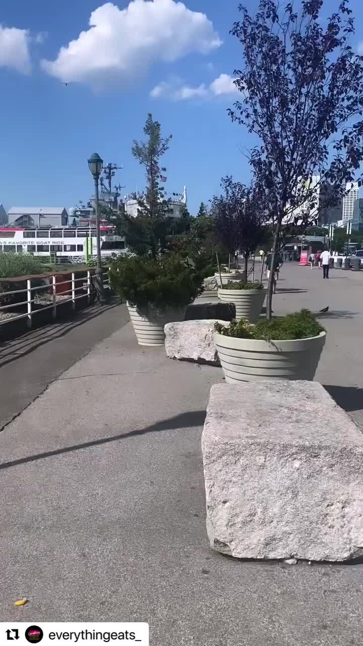 North River Lobster Company