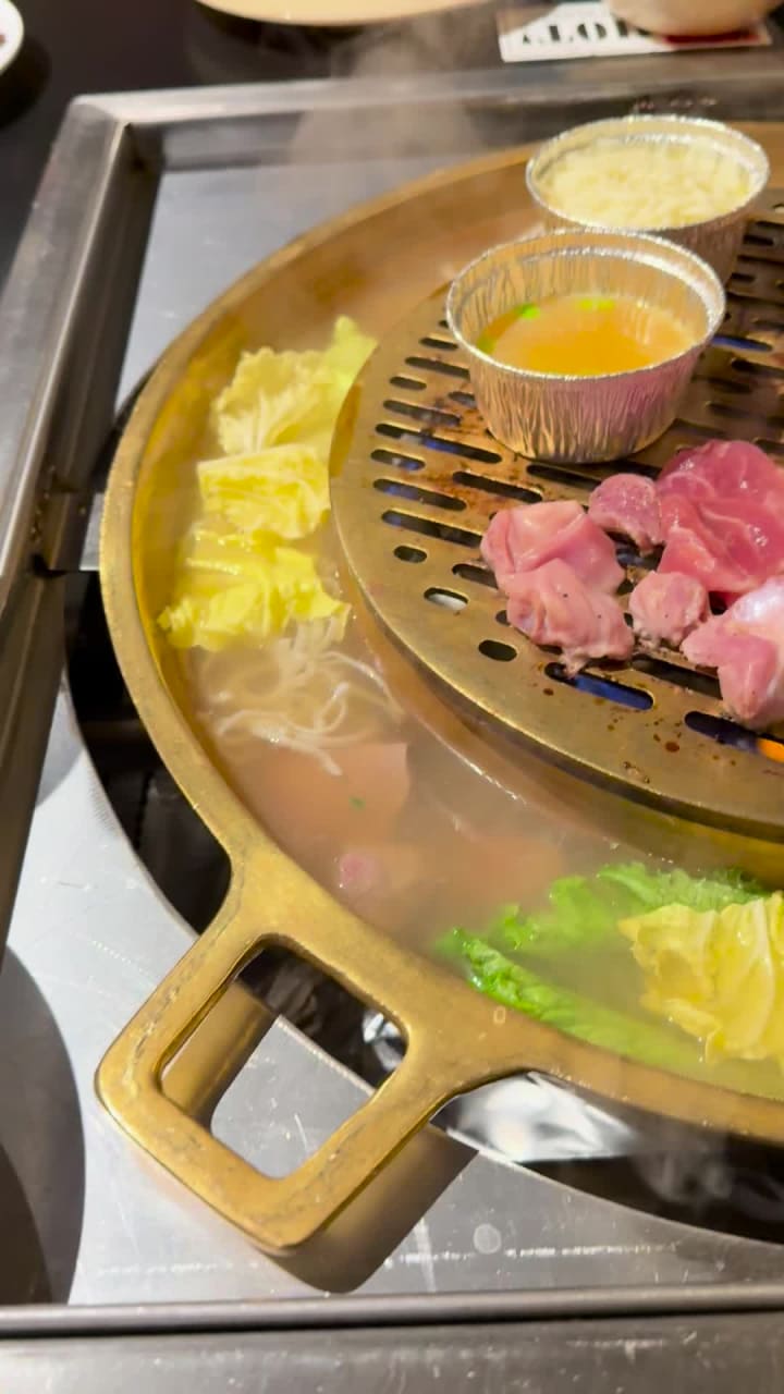 Boon Dee Moo Ka Ta Thai B.B.Q. บุญดีหมูกระทะ