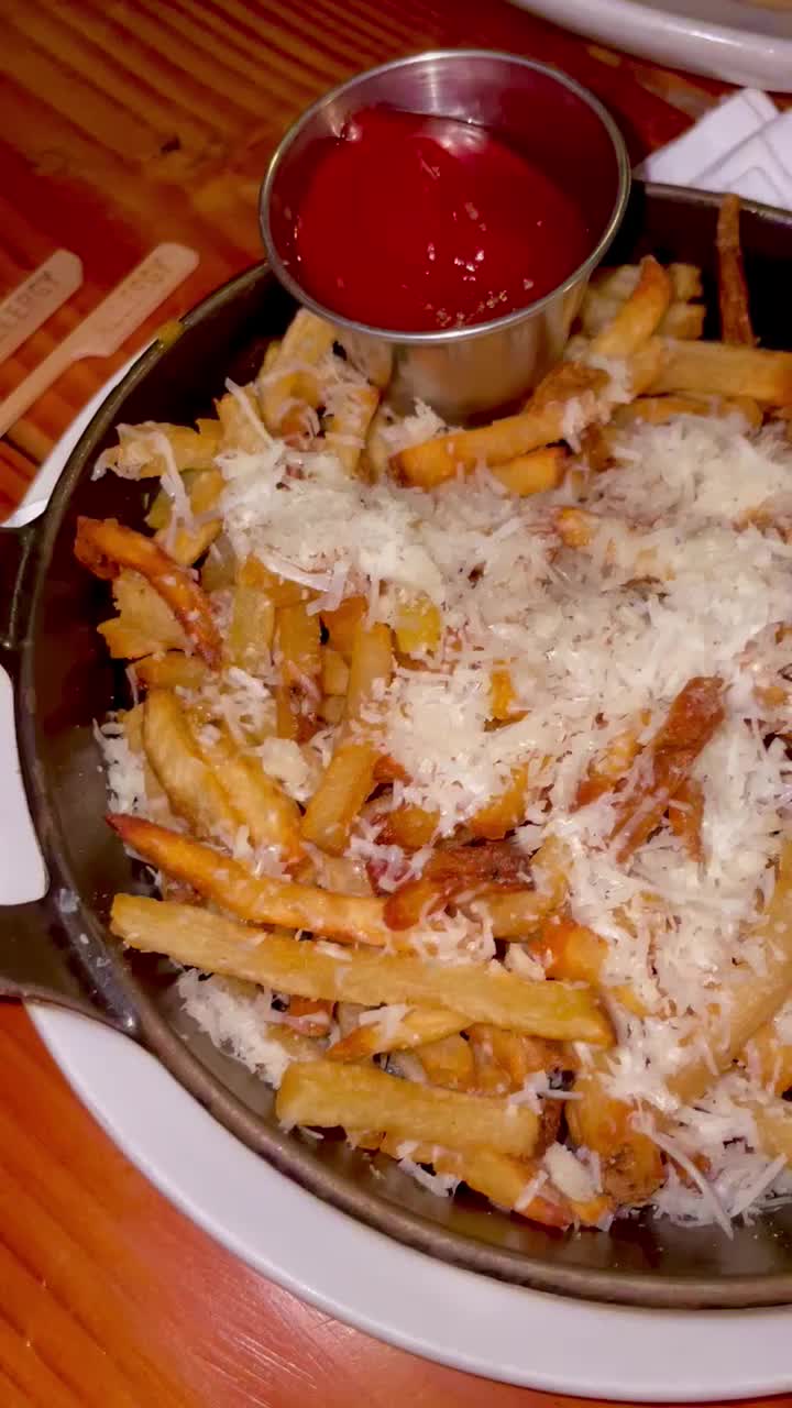 Lincoln Tavern & Restaurant