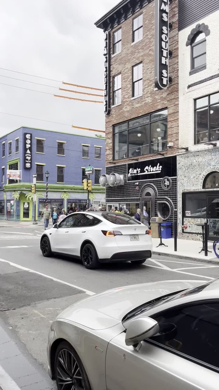 Video review of Jim's South Street