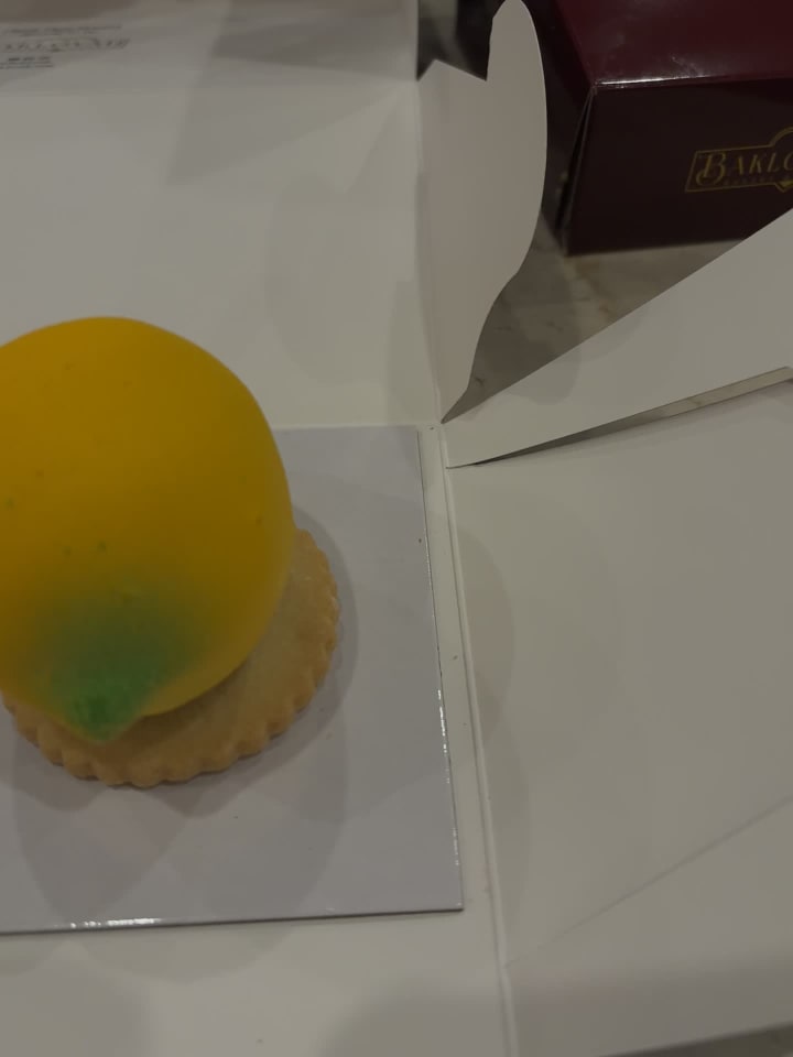 Video review of Baklovah Bakery & Sweets