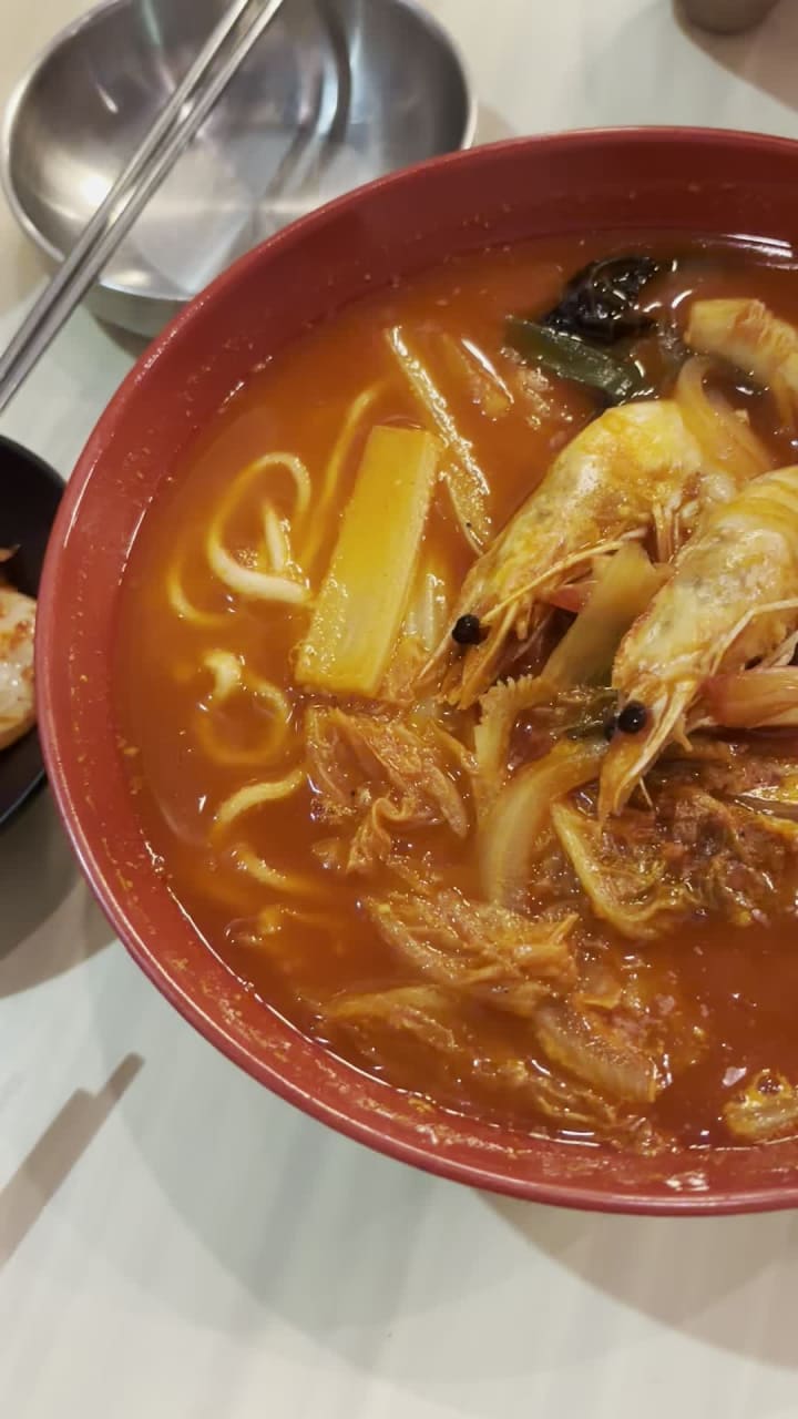 Myungdong Noodle Shabu Shabu - Korean Restaurant Mississauga - 명동 샤브샤브