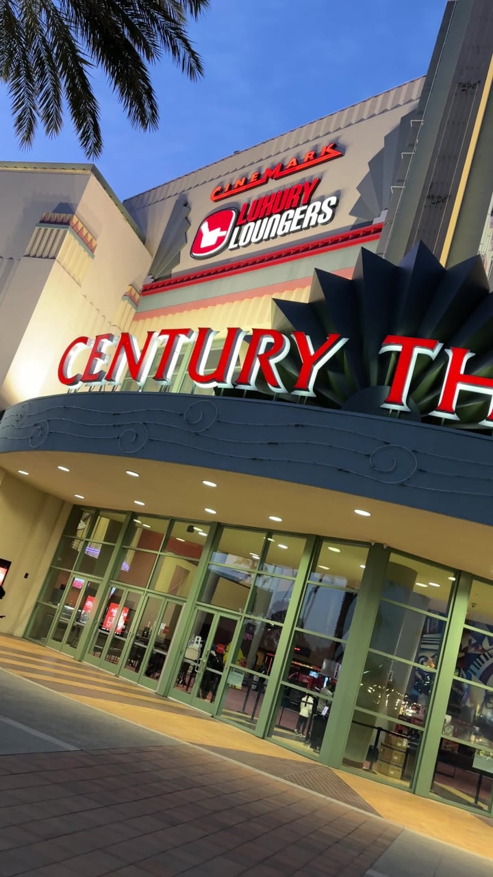 Video review of Century Stadium 25 and XD