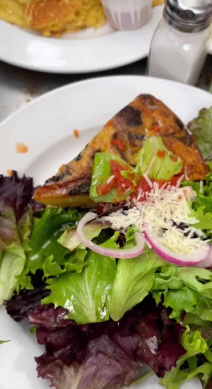 Video review of Tea Room Cafe