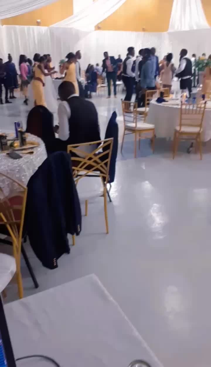 Video review of Café Cognac