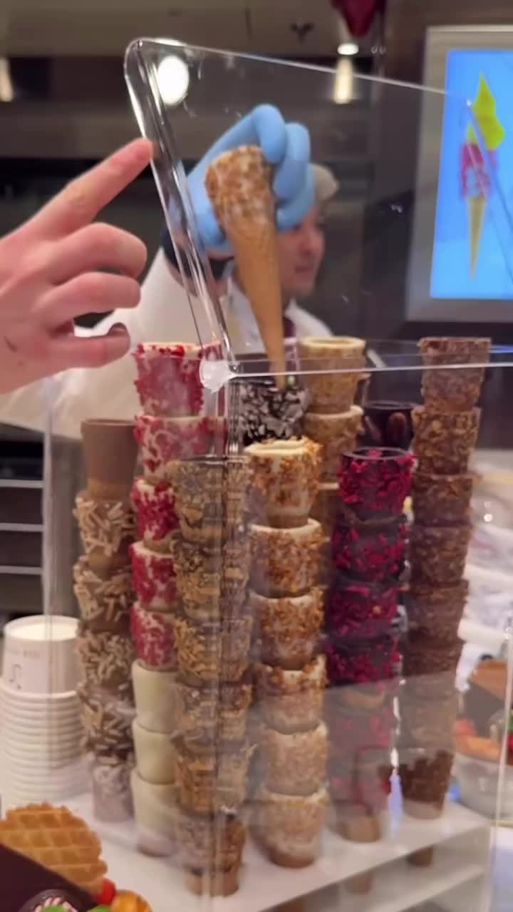 Video review of Spongies Cafe