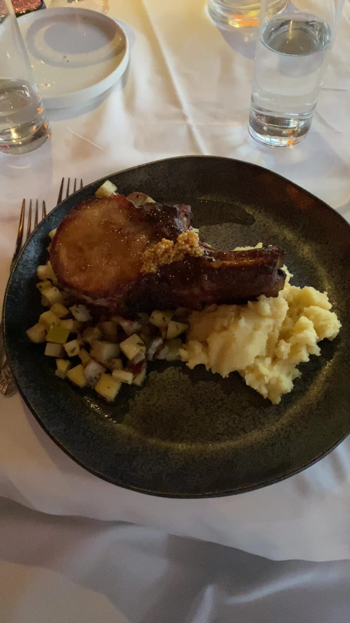 Video review of Grand Concourse Restaurant