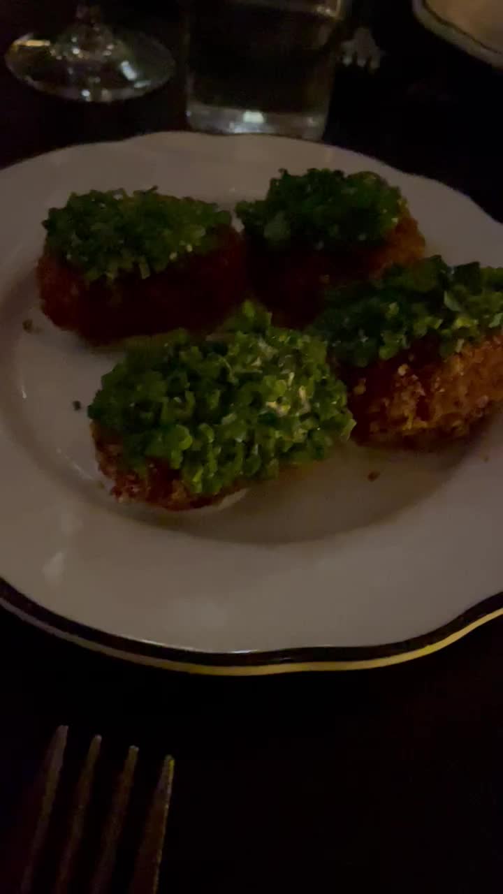 Video review of Joe Beef