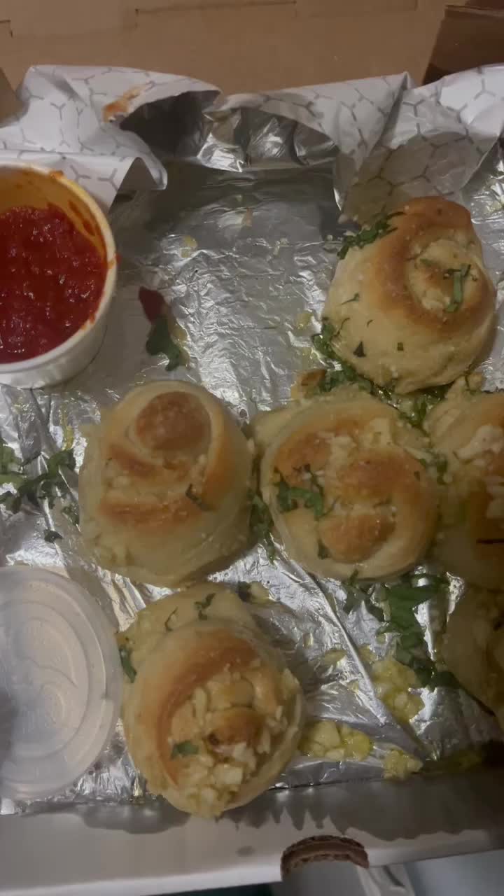 Video review of Five Points Pizza East