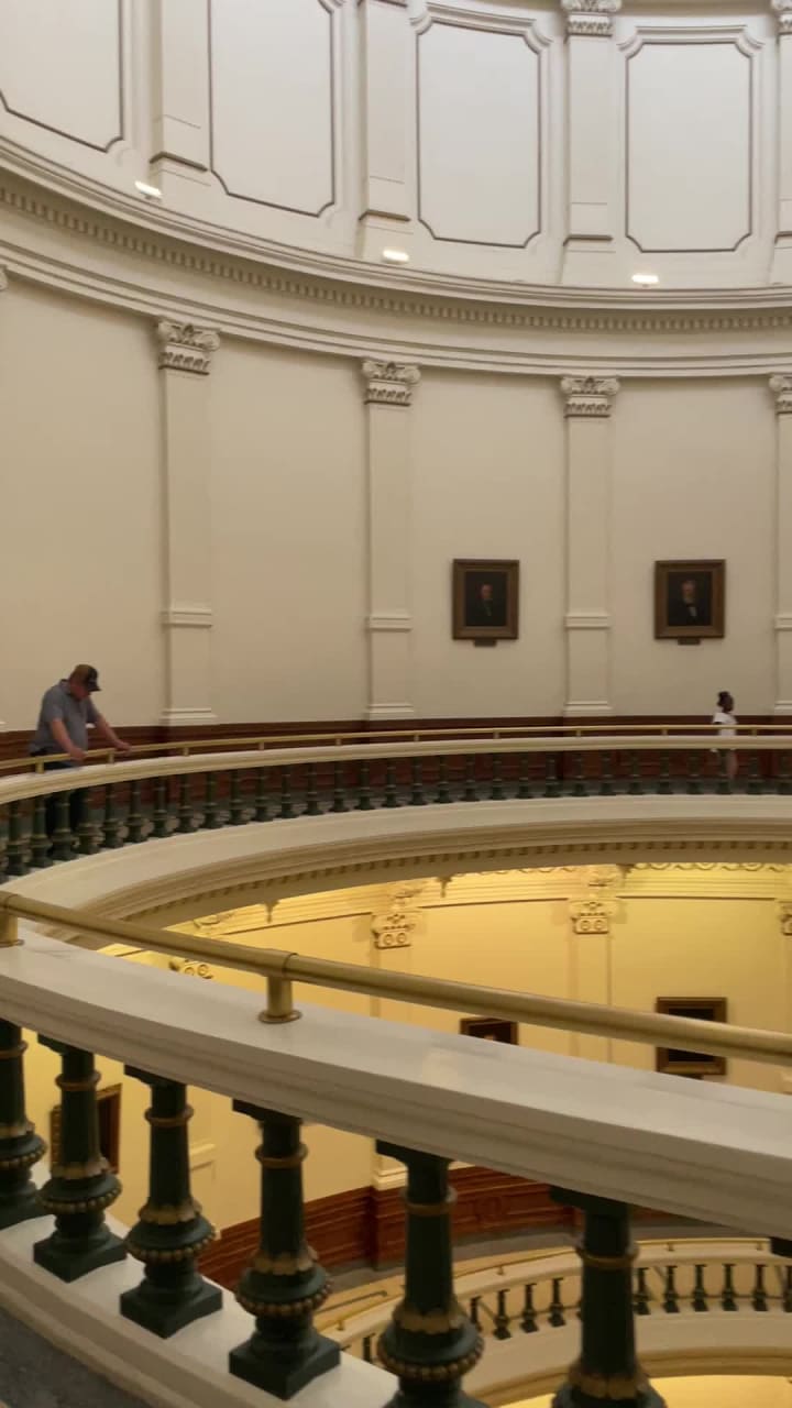 Video review of Texas State Capitol
