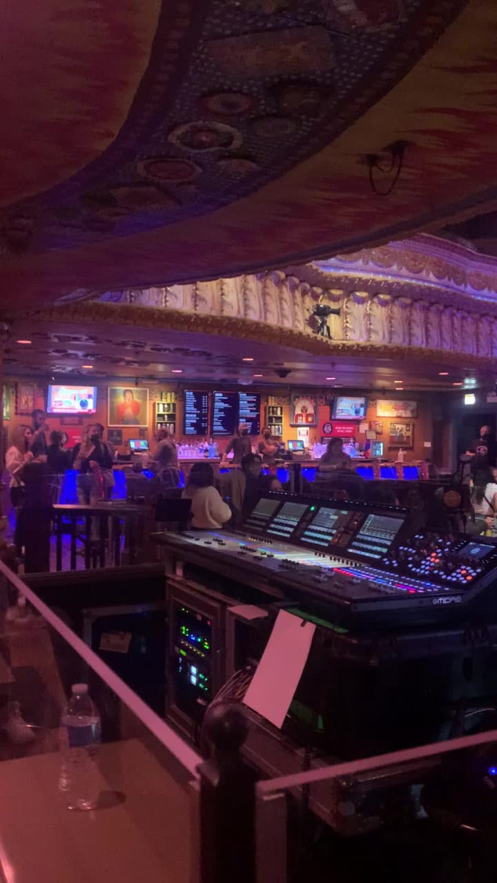 Video review of House of Blues Restaurant & Bar