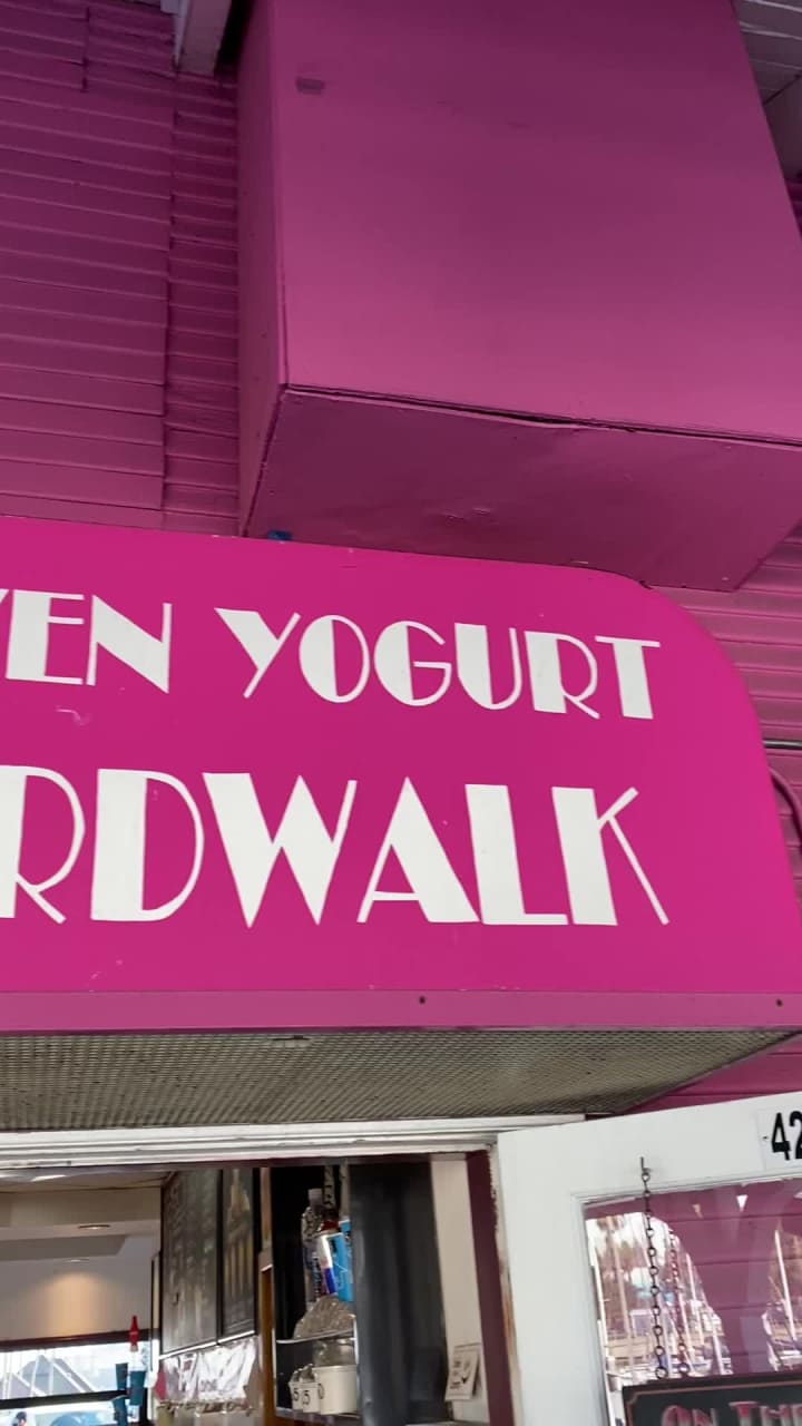 Ice Cream & Frozen Yogurt on the Boardwalk