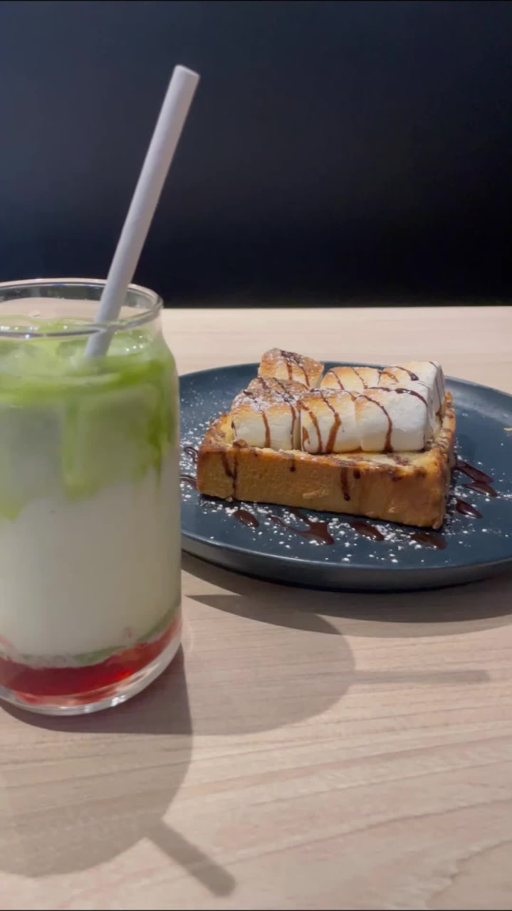 Video review of A Corner Cafe