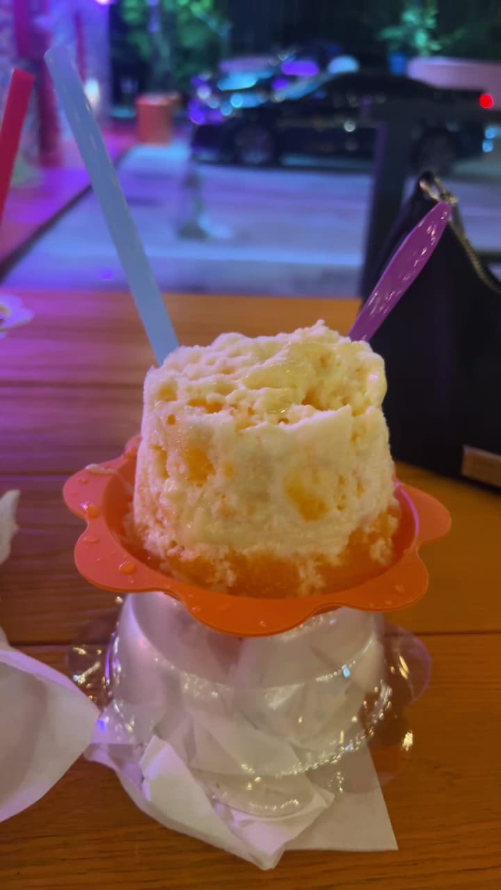 Video review of The Burger Joint